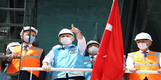 Ulaştırma ve Altyapı Bakanı Karaismailoğlu Filyosta incelemelerde bulundu