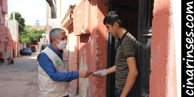 Adana Umut Kervanı’ndan 20 yaş altı yetim ve ihtiyaç sahiplerine bayram harçlığı