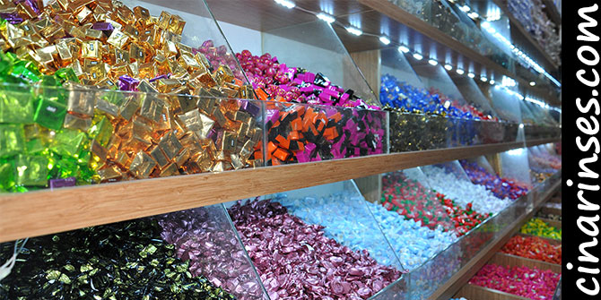 Bayram şekerleri tezgâhlarda alıcılarını bekliyor