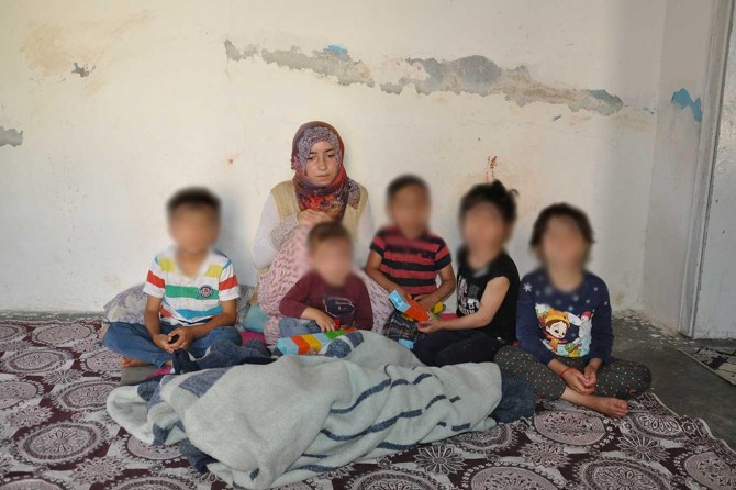 Yardıma muhtaç aile hayırseverlerin yardımını bekliyor