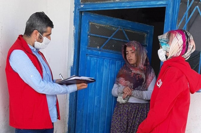 Batmanlı mağdur aileye yardım eli uzatıldı