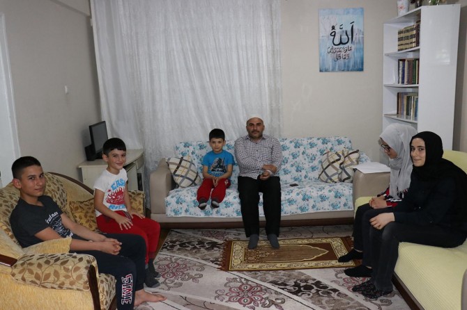 Malatyalı aile 'Dünya Kudüs Günü'nü evlerinde yaptıkları etkinlikle kutladı