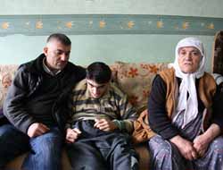 Hüseyin 16 yıldır yatağa mahkum video