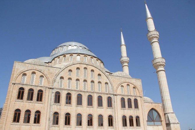 Ezana yapılan hakaret kabul edilemez