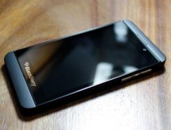 BlackBerry Z10 ve Blackberry 10 ön inceleme