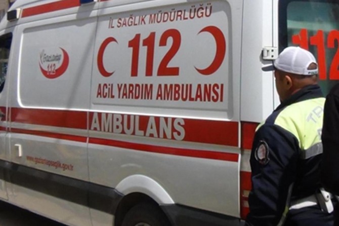 Manisa’da işçi minibüsü devrildi: 15 yaralı