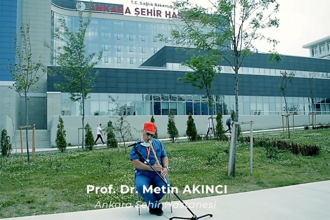 ​Ankara’da sağlık çalışanları Sağlık İçin Çalıp söylediler