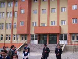 Lîse Neqlî Dervê Bajêr Dibin