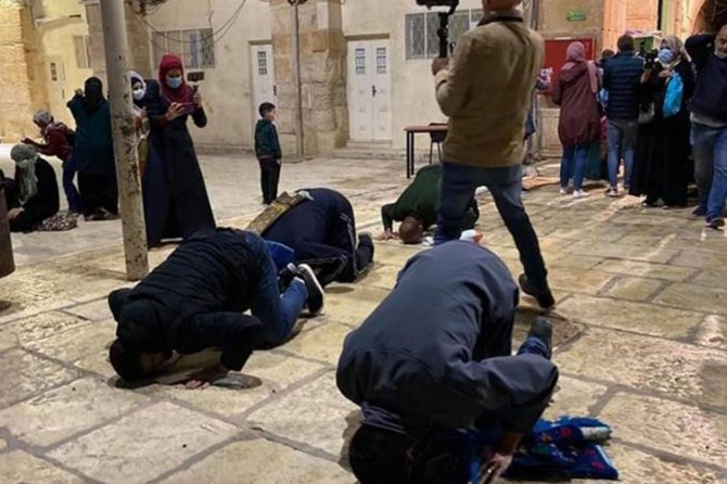 İşgalci siyonistler tarafından Mescidi Aksa'ya baskın ve tutuklamalar devam ediyor