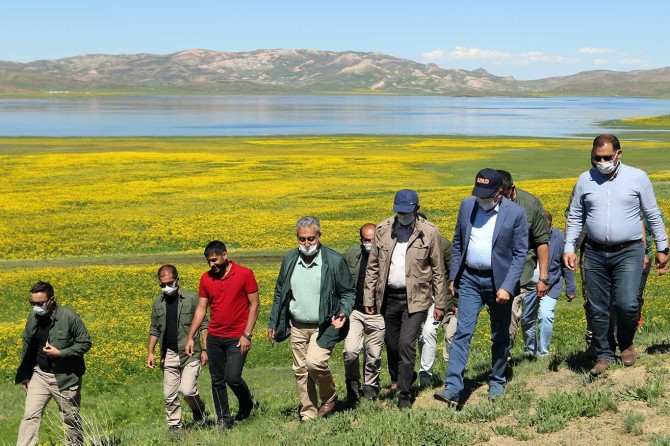 Van Valisi Bilmez’den Turna (Keşiş) Gölü ziyareti