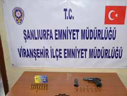 Viranşehir'de yapılan baskınlarda 3 kişi gözaltına alındı