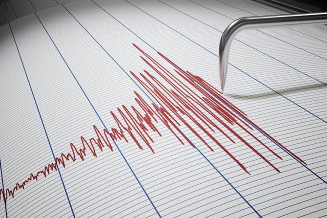 A 4.0 magnitude earthquake occurs in Mediterranean Sea
