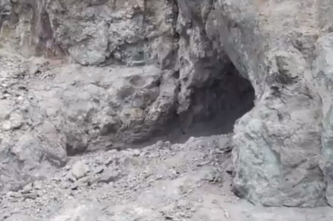 Irak'ın kuzeyindeki Hakurk bölgesinde PKK'ye ait mağara yok edildi