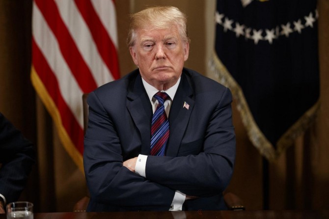 Gösterilerde sığınağa saklanan Trump, teftiş amaçlı gittiğini iddia etti