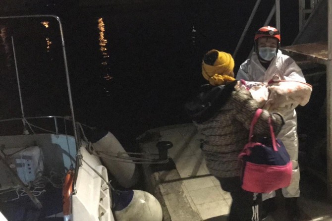 Sahil Güvenlik Komutanlığı: İzmir açıklarında 38 düzensiz göçmen kurtarıldı