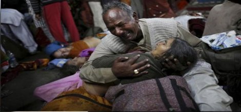 Tren istasyonundaki izdihamda 36 ölü