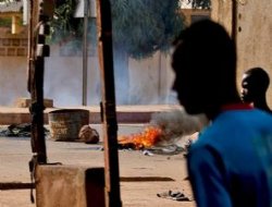 Fransız ordusu Mali'de karakol bombaladı