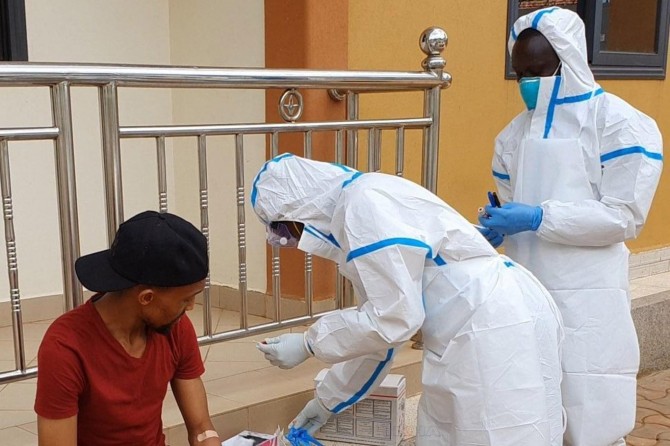 Güney Afrika Covid-19 vakaları bakımından alarm veriyor