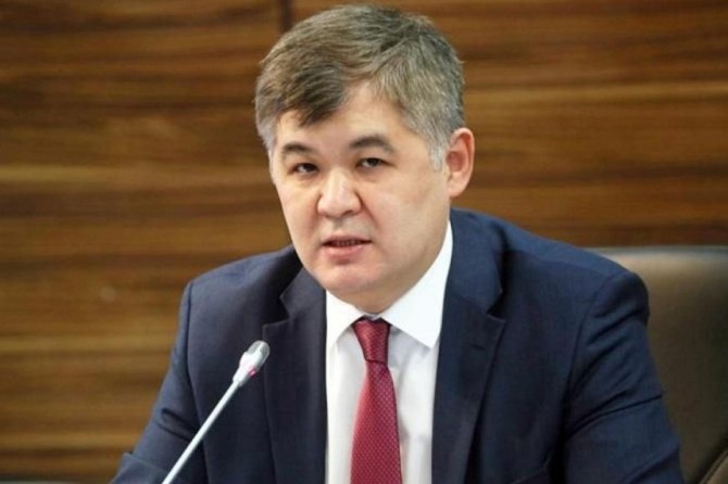 Kazakistan Sağlık Bakanı Yelzhan Birtanov Covid-19'a yakalandı