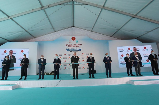 Cumhurbaşkanı Erdoğan: “Ulaşımda ve sağlıkta çıtayı daha da yukarı taşıdık”