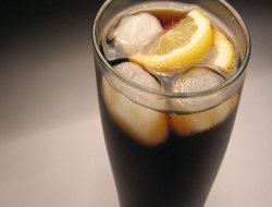 Günde 10 litre kola içti öldü