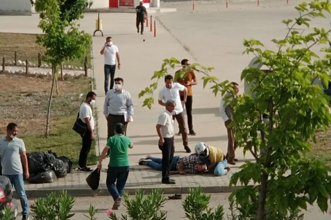 Siirt üniversitesi kampüsünde motosiklet kazası: Bir yaralı