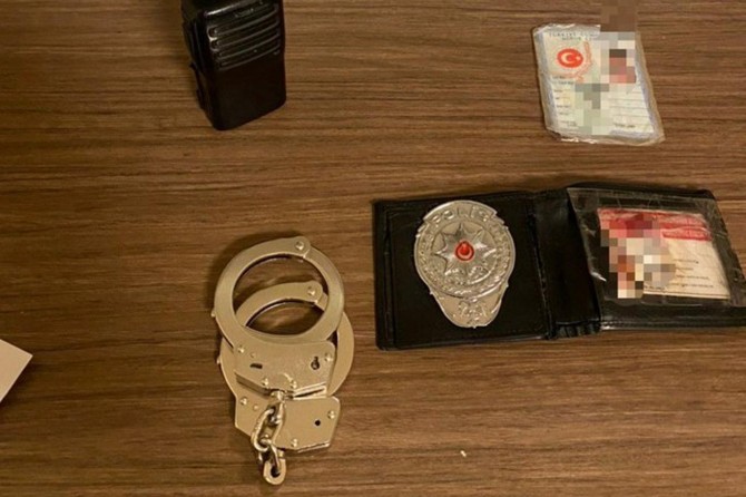 Gaziantep'te kendisini polis olarak tanıtan kişi gözaltına alındı