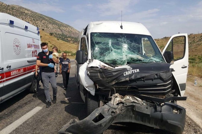 Li Sêrtê qeza: Yek jê pitik 8 kes birîndar bûn