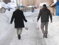 Ağrı Mustazaflar Cemiyetinden et yardımı video