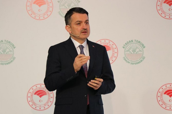 Bakan Pakdemirli: “Orman yangınlarına müdahale süresinde hedef 10 dakika”