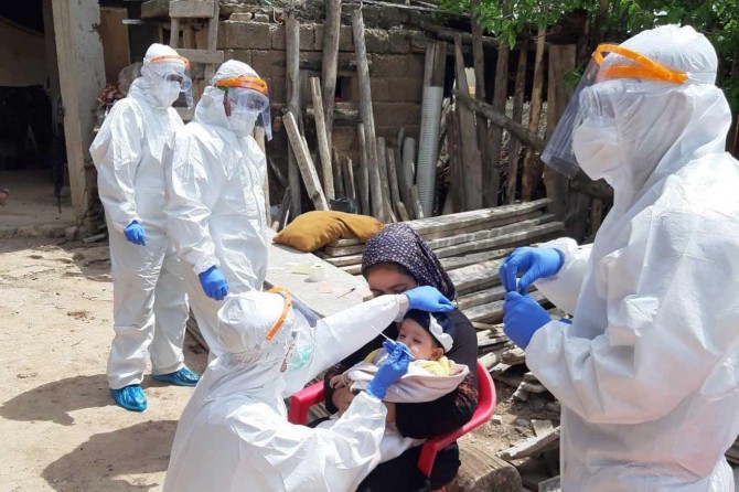 Adıyaman'da evlerde antikor taramasına başlandı