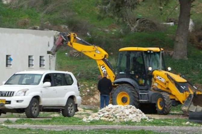 Siyonist işgal rejimi, Filistinlilerin ev ve iş yerlerine yönelik yıkım zulmünü sürdürüyor