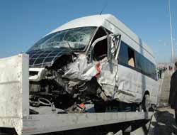 Van'da feci kaza:1 ölü 5 yaralı video