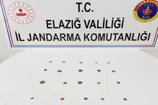 Roma dönemine ait çok sayıda sikke ele geçirildi