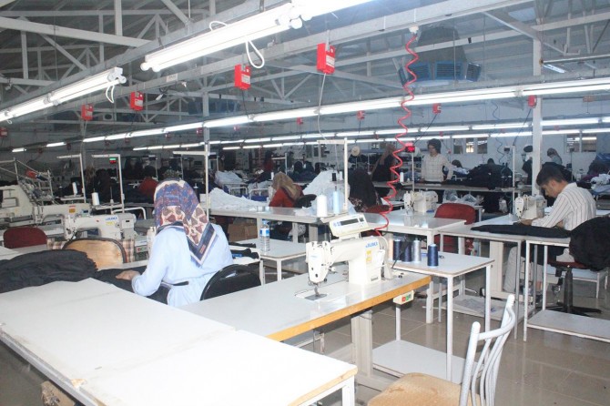 Tekstil işletmecileri devletten faizsiz kredi desteği istiyor