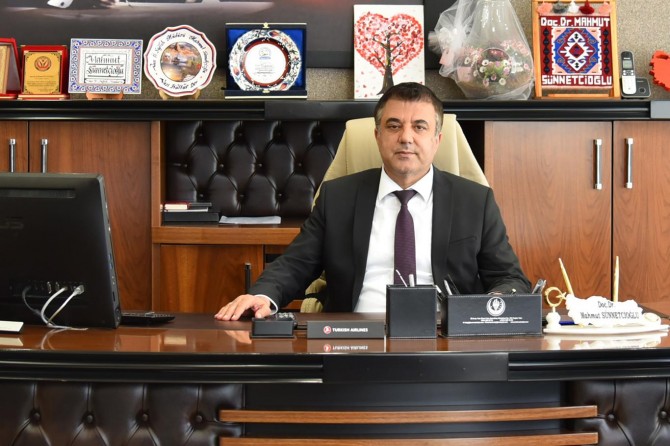 Van İl Sağlık Müdürü Doç. Dr. Sünnetçioğlu’ndan Covid-19 ve kene uyarısı