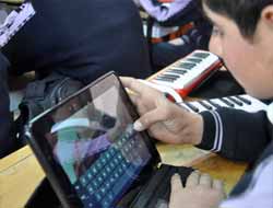 Fatih Projesi kapsamında Şırnak ta 142 öğrenciye tablet bilgisayar verildi