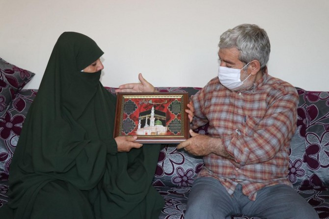 Hacı adayları kutsal topraklara gidememenin hüznünü yaşıyor