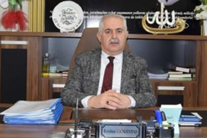 Van Tarım İl Müdürü çiftçileri elma iç kurduna karşı uyardı