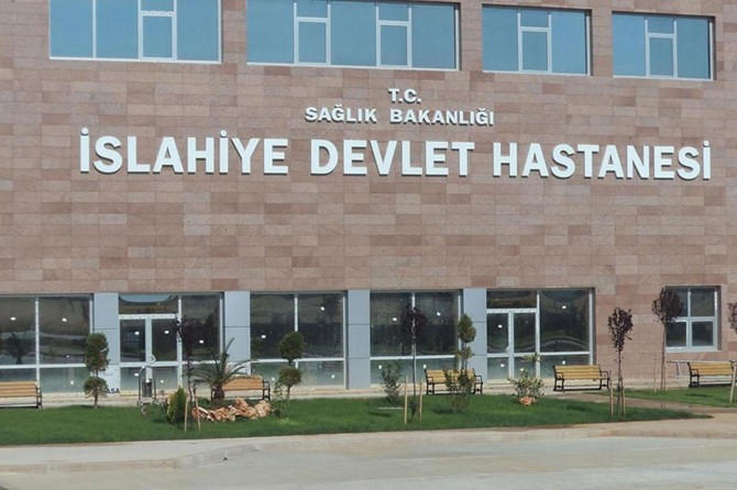 Gaziantep'te iki minibüs çarpıştı: 11 yaralı