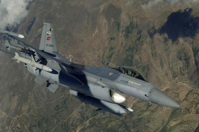 Hakkari'de 3 PKK'li öldürüldü