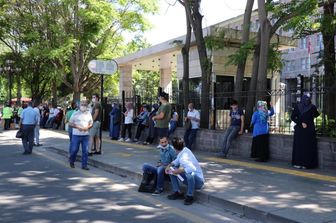 Veliler: Dershaneler aldıkları paranın karşılığını vermedi