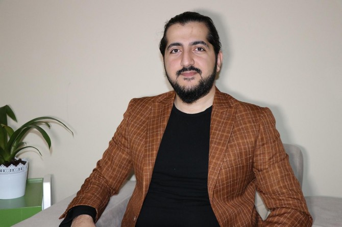 Psikolog Gümüş: “Olumsuz örneklerden etkilenmeyen güçlü bir nesil yetiştirmeliyiz”