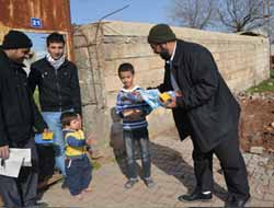 Viranşehir Cami Der Suriyeli çocukları sevindirdi video