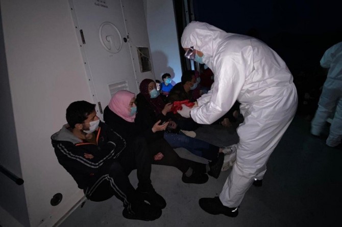 Sahil Güvenlik Komutanlığı: Muğla'da 17 düzensiz göçmen kurtarıldı