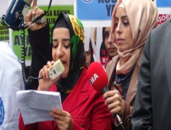 Diyarbakır'da başörtüsü için 515 bin imza