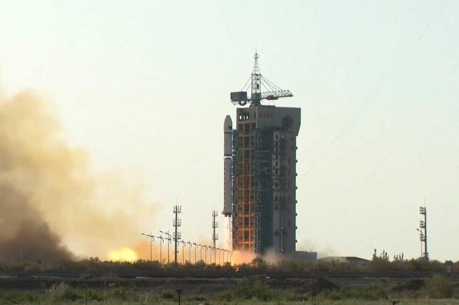 China sends satellite for environmental study
