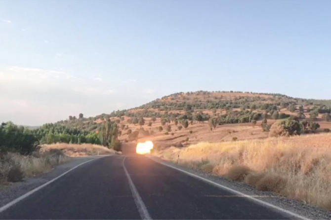 Mardin'de yola tuzaklanan 20 kilogram el yapımı patlayıcı imha edildi