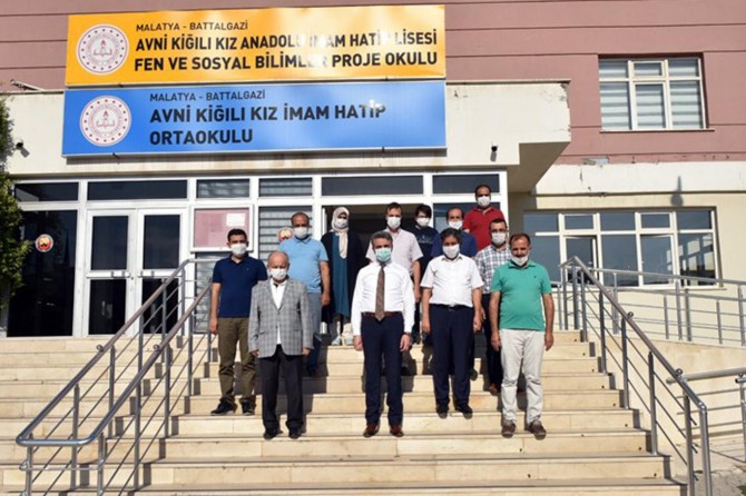 Malatya Valisi Baruş: "Öğrenciler Sportif Faaliyetlerden Geri Kalmamalı"