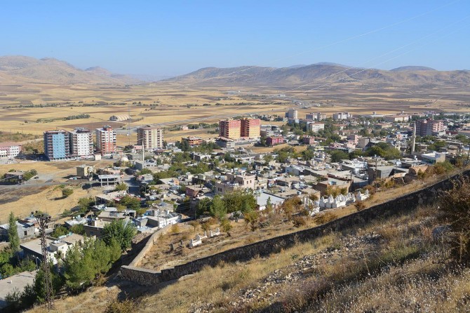 Gercüş'te 2 ev karantinaya alındı